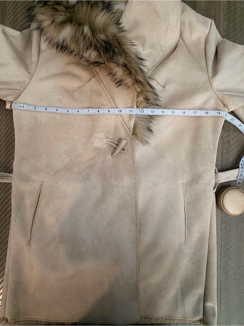 Tasha Polizzi Cream Coat with Faux Fur Trim - Picture 11 of 17
